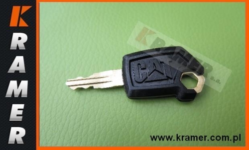 Kluczyk CAT drzwi i stacyjka - oryginał;Nr katalogowy- 5P8500.OR; KEY / КЛЮЧ JCB УНИВЕРСАЛЬНЫЙ- ДВЕРЬ, ЗАМОК ЗАЖИГАНИЯ, КРЫШКА БАКА