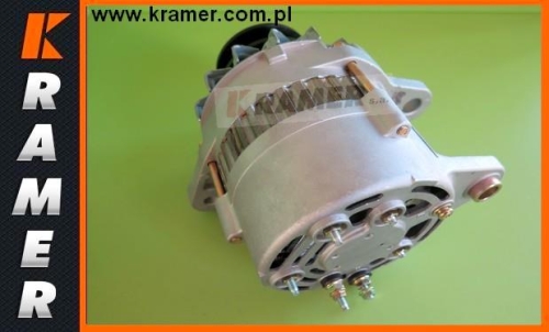 Alternator KOMATSU PC220-3 PC220-5 4D95  600-821-6120  ; Alternator/ Generator/ генератор/ Alternatore/ Alternateur.