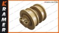 R25670 Rolka jezdna dolna dwukrawędziowa gąsienicy stosowana w spycharkach CASE 1150 1155 track bottomroller DF / Laufrolle / Опорный каток / görgők / rouleaux /Underrullar / Alarullat / ruller / Roomiku tugirull alumine