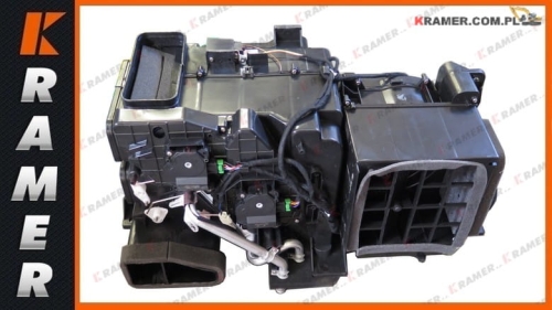 20Y-810-1211 Klimatyzator kompletny stosowany w koparkach KOMATSU PC300-8  PC350-8 Air conditioner / Кондиционер / Légkondícionáló / Aer condiționat / Klimaanlage