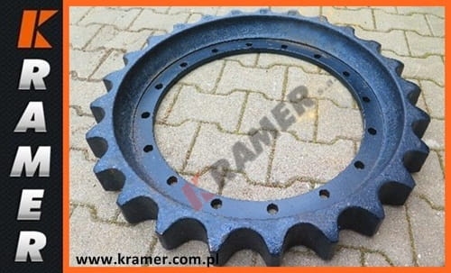 Koło napędowe Hanomag D600D HA553; Sprocket/ Turas/ Kettenräder/ Antriebsräder/ звёзды/ Pignon/ Lánckerekek/ Rueda cabilla/ Ruota motrice/ Drivhjul/ Vetopyörät/ Dzenoša zvaigzne/ Žvaigždes/ Hnací kola/ veotähikud.