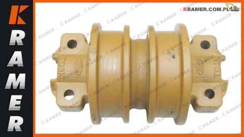 3010650 Rolka jezdna CAT D3K D4K II-kraw  track bottom roller  / Laufrolle / Опорный каток / görgők / rouleaux / Underrullar / Alarullat / ruller /