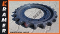 Koło napędowe Kobelco SK100 / SK04N2 SK135 2404N271/2404N254 SK100  SK115SR  SK120LC MARK III  SK130 SR  SK135SR-1E; Sprocket/ Turas/ Kettenräder/ Antriebsräder/ звёзды/ Pignon/ Lánckerekek/ Rueda cabilla/ Ruota motrice/ Drivhjul/ Vetopyörät.