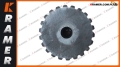 K1038207 Wałek obrotu DOOSAN DX225 DX210 DX230 Shaft Pinion / Вал приводной редуктора поворота