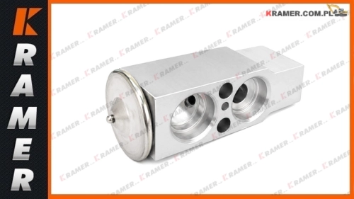 ND447500-1390 Zawór rozprężny klimatyzacji KOMATSU WA150-5 WA200-5 WA250-5 air conditioning expansion valve / расширительный клапан кондиционера / пашыральны клапан кандыцыянера / expanzný ventil klimatizácie / oro kondicionieriaus išsiplėtimo vožtuvas