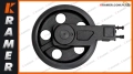 7022139 7255883 Koło napinające mini BOBCAT E25 E26 E27 Idler / Leiträder / Натяжное колесо / Ленивец / Láncfeszítő kerekek / Vodící (napínací) kola