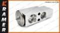 YN20M00107S021 Zawór rozprężny klimatyzacji KOBELCO SK200-8 SK250-8 SK210-8 SK330-8 air conditioning expansion valve / расширительный клапан кондиционера / пашыральны клапан кандыцыянера / expanzný ventil klimatizácie /