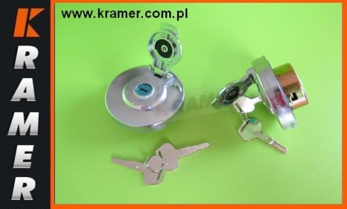 Korek wlewu paliwa KOMATSU PC60 PC45 + 2 kluczyki  20U-04-21360  Fuel cap with 2 keys