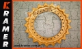 Sprocket KOBELCO SK320 SI1030 / KSA1061 / 72214436 / R1630000M01 / 2404N431 / V2404N431V; Sprocket/ Turas/ Kettenräder/ Antriebsräder/ звёзды/ Pignon/ Lánckerekek/ Rueda cabilla/ Ruota motrice/ Drivhjul/ Vetopyörät/ Dzenoša zvaigzne/ Žvaigždes.