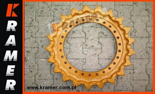 Sprocket KOBELCO SK320 SI1030 / KSA1061 / 72214436 / R1630000M01 / 2404N431 / V2404N431V; Sprocket/ Turas/ Kettenräder/ Antriebsräder/ звёзды/ Pignon/ Lánckerekek/ Rueda cabilla/ Ruota motrice/ Drivhjul/ Vetopyörät/ Dzenoša zvaigzne/ Žvaigždes.